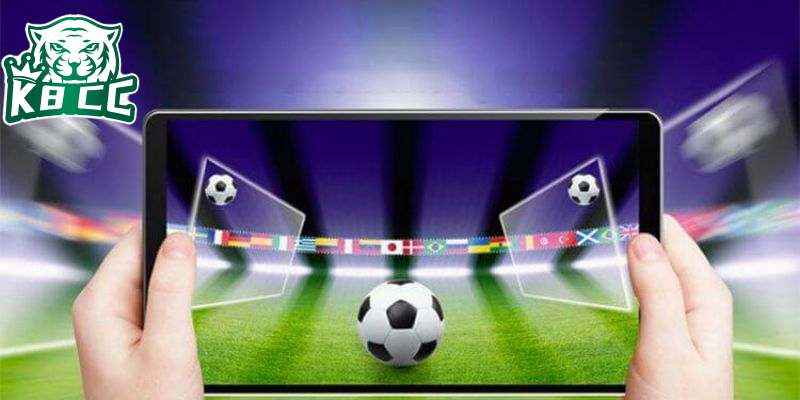 Người chơi hạn chế soi kèo bóng chạy theo đám đông