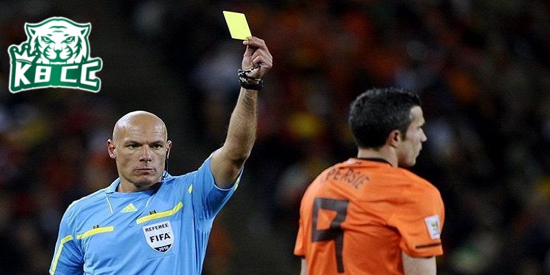 Nghiên cứu kỹ về trọng tài bắt chính trận đấu