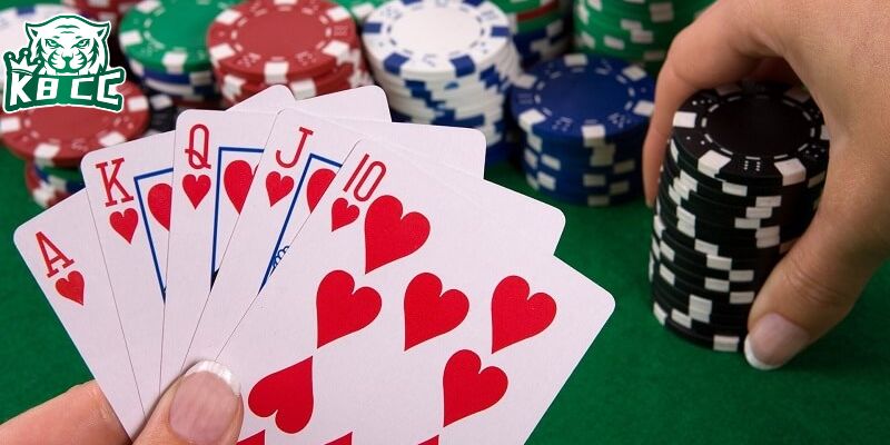 Thùng phá sảnh là gì? Khám phá thuật ngữ trong Poker Tìm hiểu thùng phá sảnh là gì?